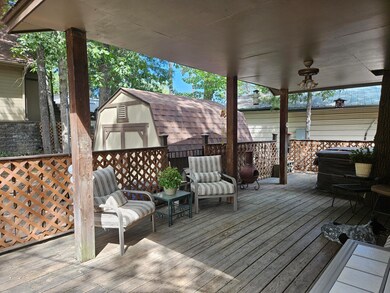 Homes covered frontnporch