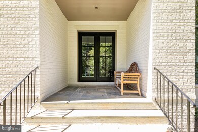 8020 Georgetown Pike, McLean, VA 22102 - photo 4