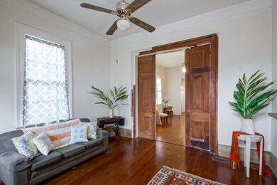 Working Pocket Doors and 11' Ceilings