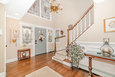 17 Thide Ct, Smithtown, NY 11787 - photo 6