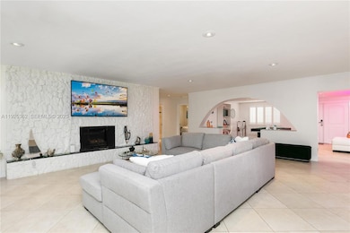 1900 N Victoria Park Rd, Fort Lauderdale, FL 33305 - photo 5