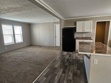 46000 Geddes Rd unit 424, Canton, MI 48188 - photo 2