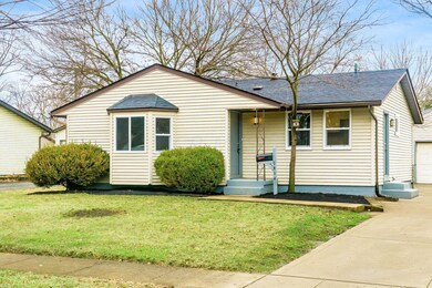 001_1414 Cardwell Square 9781
