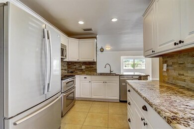 9387 Richmond Cir, Boca Raton, FL 33434 - photo 4