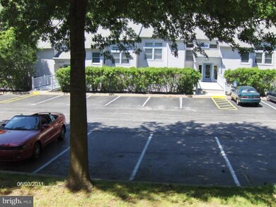 5203 Birch Cir unit 164, Wilmington, DE 19808 - photo 3