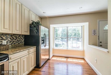 18240 Fox Chase Cir, Olney, MD 20832 - photo 4