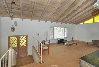 21810 San Miguel St, Woodland Hills, CA 91364 - photo 2