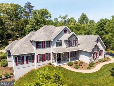 9 Hidden Pond Dr, Reading, PA 19607 - photo 2