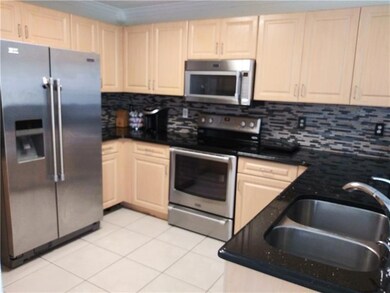 3297 Commodore New Kitchen 3