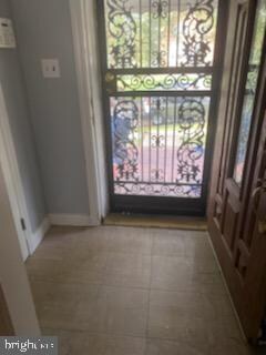 1623 Heathfield Rd, Baltimore, MD 21239 - photo 4