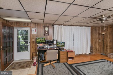 7915 Shore Rd, Sparrows Point, MD 21219 - photo 5