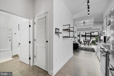 eNvy unit N207, Washington, DC 20024 - photo 3