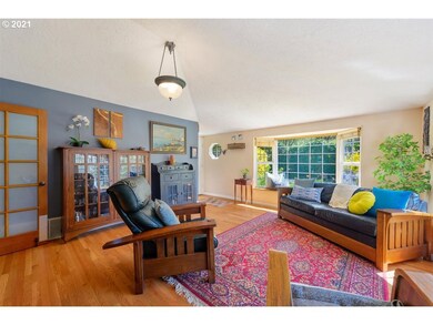 21105 S Wisteria Rd, West Linn, OR 97068 - photo 4