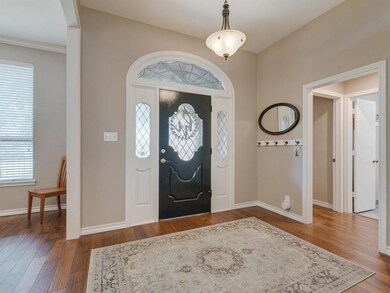 3113 Oakview Dr, Hurst, TX 76054 - photo 5