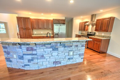 117 Decker Creek Dr, Hawley, PA 18428 - photo 5