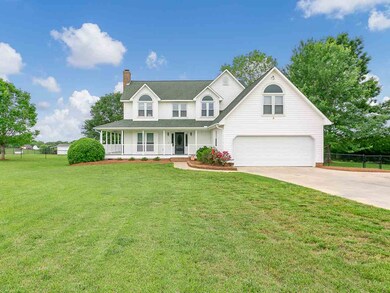 223 Burnett Rd, Inman, SC 29349 - photo 4