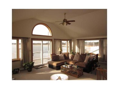 Den/Family/Great Room.