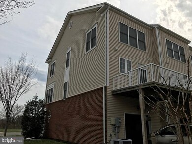 25059 Riding Center Dr, Chantilly, VA 20152 - photo 3