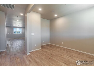 EXAMPLE PHOTO: ENTRY  & STUDY/FLEX SPACE