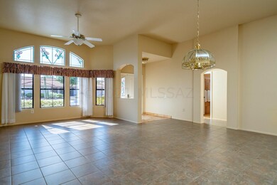 14730 N Windshade Dr unit 6, Oro Valley, AZ 85755 - photo 4