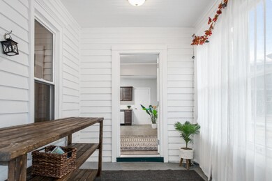175 W 14th St, Holland-16