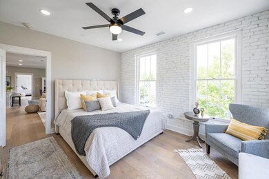 7- 70 Carolina St (301)