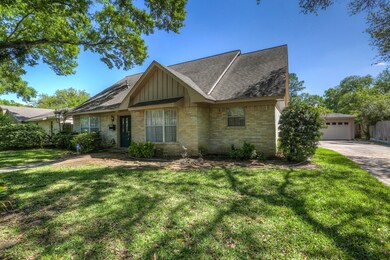 10115 Olympia Dr, Houston, TX 77042 - photo 5