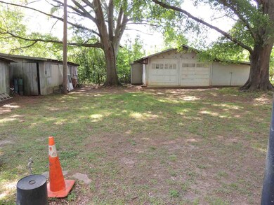 17 Pine St, Inman, SC 29349 - photo 2