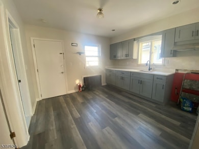 26 E 2nd St, Clifton, NJ 07011 - photo 2