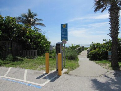 681 S Orlando Ave unit C, Cocoa Beach, FL 32931 - photo 4