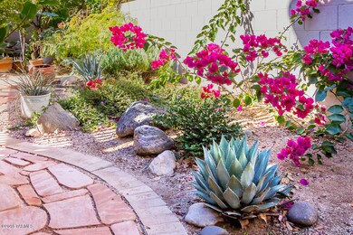 29 side yard landscaping