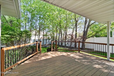 34-Back deck