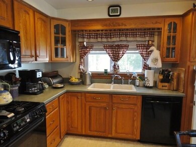 Eat-in-kitchen.