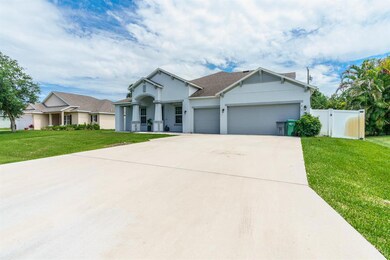 271 SW North Wakefield Cir, Port Saint Lucie, FL 34953 - photo 4