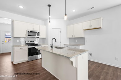 92 W Coulter Ct, Selma, NC 27576 - photo 3