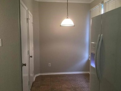 1150 Lombard Ln, Duncanville, TX 75137 - photo 3