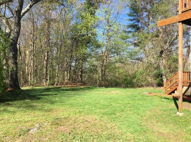 8 Highland St, Newton, NH 03858 - photo 5