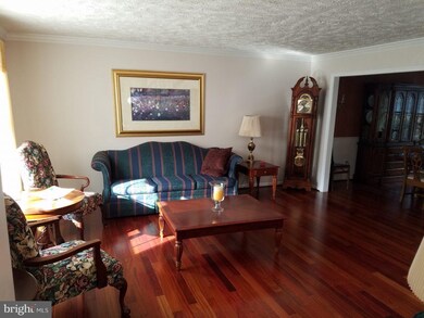 601 Fairmeade Ct, Linthicum Heights, MD 21090 - photo 4