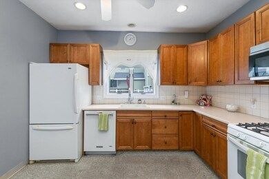 19 Jefferson St, Winthrop, MA 02152 - photo 5