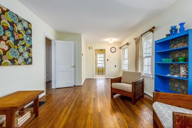 483 E Jeffrey Place, Columbus, OH 43214 - photo 2