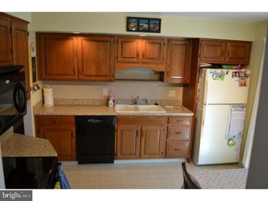 557 Hillside Dr, Lansdale, PA 19446 - photo 6