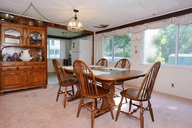 37 Tuttle St, Saugus, MA 01906 - photo 6