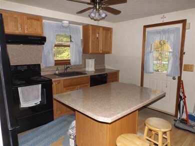 455 Deerpath Ln, Pembroke, NH 03275 - photo 5