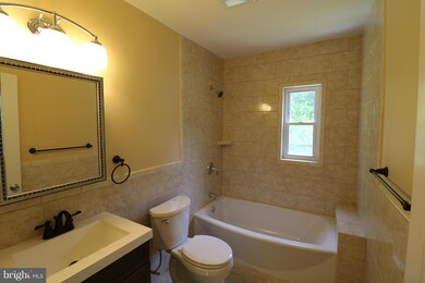 5605 Spring Rd, Bladensburg, MD 20710 - photo 7