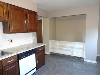 229 Old Forge Dr, Bath, PA 18014 - photo 7