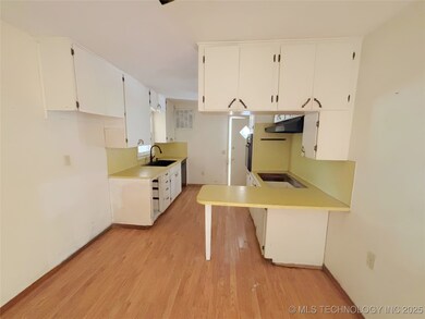 102 E Thompson, Vian, OK 74962 - photo 4