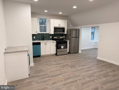 42 N Cove Rd unit 4, Merchantville, NJ 08109 - photo 2