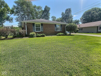 3529 31st St, Columbus, IN 47203 - photo 3