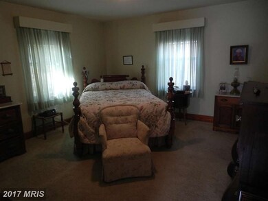 208 W High St, Shepherdstown, WV 25443 - photo 7