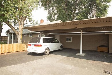 2495 Brookdale Dr, Central Point, OR 97502 - photo 2